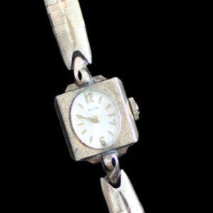 Elgin Gold Tone Vintage Working Manual Art Deco Square Case Oval Face Watch